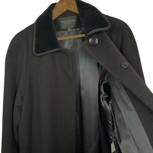 Vtg Halston Lifestyle Size 12P Black 100% Wool Velvet Trimmed Made in USA Coat - Picture 8 of 10